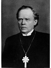 Swedish Bishop was first clergy to receive Nobel Peace Prize Swedish bishop Nathan Söderblom was the first member of the clergy to receive the Nobel Peace Prize.