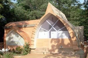 Training centre of the Auroville Earth Institute Office of the Auroville Earth Institute House of Satprem TRAINING COURSES ACTIVITIES ********************************************** The training