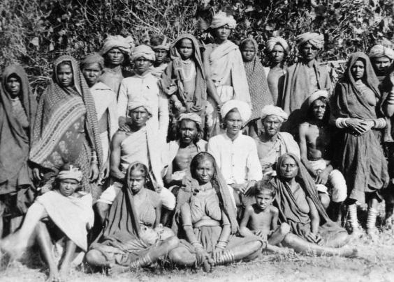 David Hardiman Figure 5.3 Christian congregation in Khetadra, 1904.