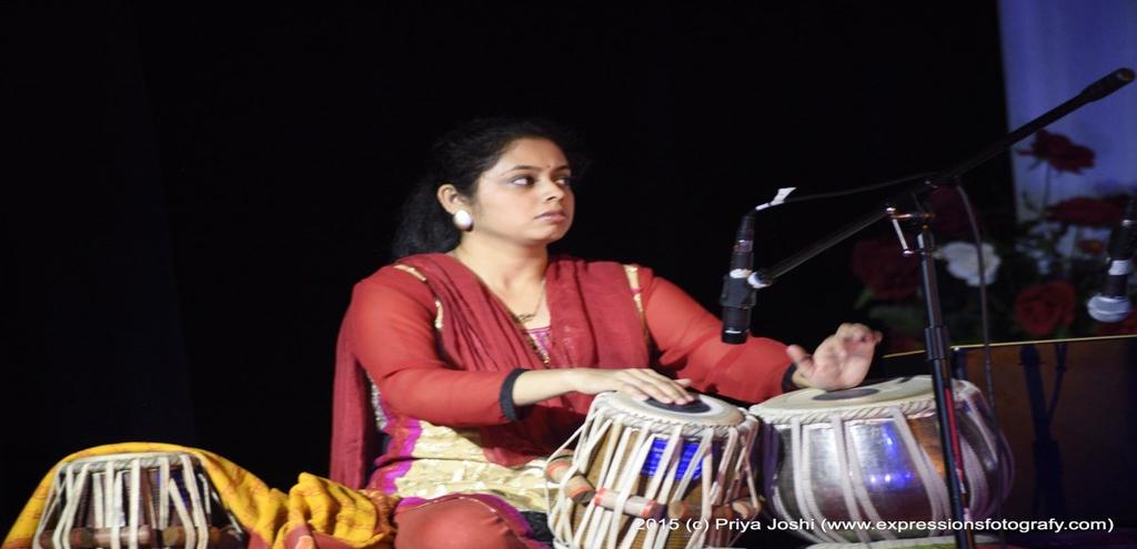 South Indian and other regional languages Bhakti Sangeet is yet another program which has become integral part of the festival.