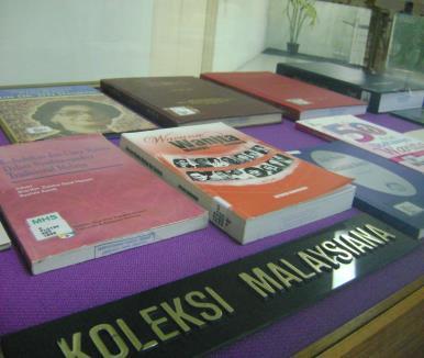Various activities had been organized including books and women s jewelry