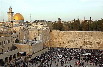 Tour where Jerusalem began 3,000 years ago.