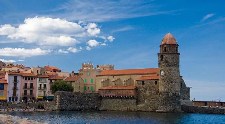 We continue then to the wonderful Mediterranean town of Collioure to sit leisurely on its soothing beaches.