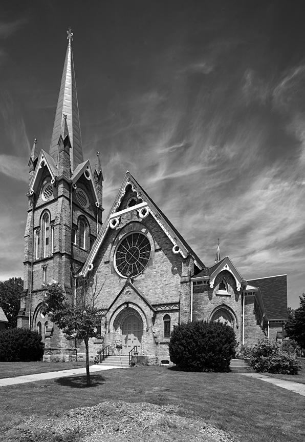 ANALYSIS ANALYSE TWO CHURCHES BY GORDON W. LLOYD (1832-1905): Trinity Anglican Church, St. Thomas, and New St.