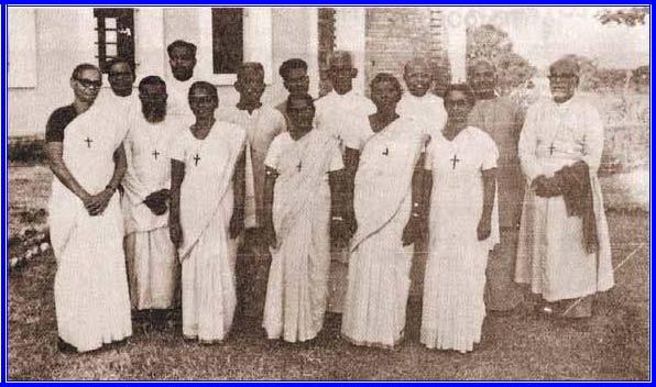 Sihora Ashram Family 1974 his is the story of an ordinary Central Travancore woman who did great things for the Lord in the Sihora Taluk (Jabalpur Dist.) in the state of Madhya Pradesh.