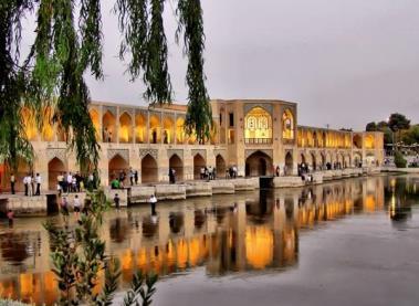 Return back to Naqsh-e Jahan square to visit Shah Mosque and then shopping at the Esfahan Grand Bazaar, one of the oldest and largest bazaars