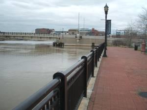 The location of the park near the Market Street Bridge was chosen partly due to the connection of this particular river crossing with the Underground Railroad.