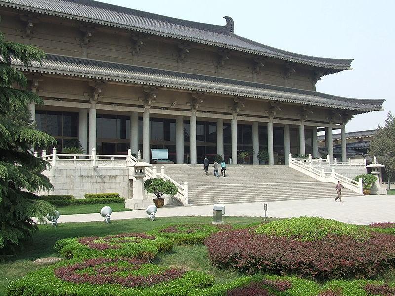 The museum is in four parts with the General Exhibition Hall, Local Themes Exhibition Hall, Temporary Exhibition Hall, and the Tang dynasty Tomb Murals Hall.