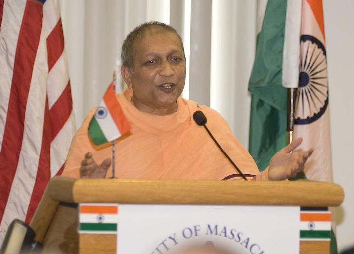 17 August 15th is India s Fourth of July: The Jana, Gana, Mana Banner Still Proudly Waves On August 15, 2010 members of the university faculty and of the student body gathered at UMass Dartmouth,