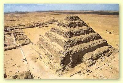 Imhotep: The Step Pyramid at Saqqara During the early Old Kingdom (2680 BCE), King Djoser commissioned Imhotep to build him a