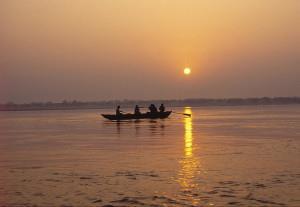 Day 10 - Tuesday 24 March 2015 Boat trip on the River Ganges At dawn we make another boat trip, this time to observe the water offerings at the Ganges.