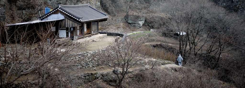 lived in Korea in the 7th century.