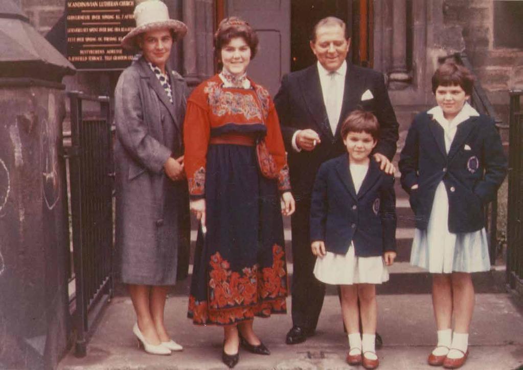 Tutta Koren and Finn Koren, Norwegian consul in Glasgow in the period of 1959 1964, together with their eldest daughter Elisabeth outside the Scandinavian