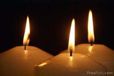 All: now and for ever. Amen SUNDAY OF THE THIRD WEEK OF ADVENT First two candles are already lit as family gathers.
