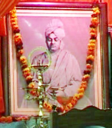 MANTHAN : International Youth conference dedicated to Swami Vivekananda Inaugurated on 12 th January 2012 by lightening the lamp by Chancellor of Dev Sanskriti Vishwavidyalay Dr.