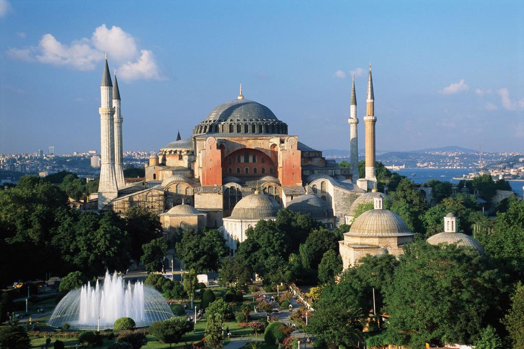 Ibn Battuta Visits Constantinople (Byzantine Empire) Background: Ideas as well as goods traveled along the Muslim trade routes that connected Asia, Europe, and Africa.
