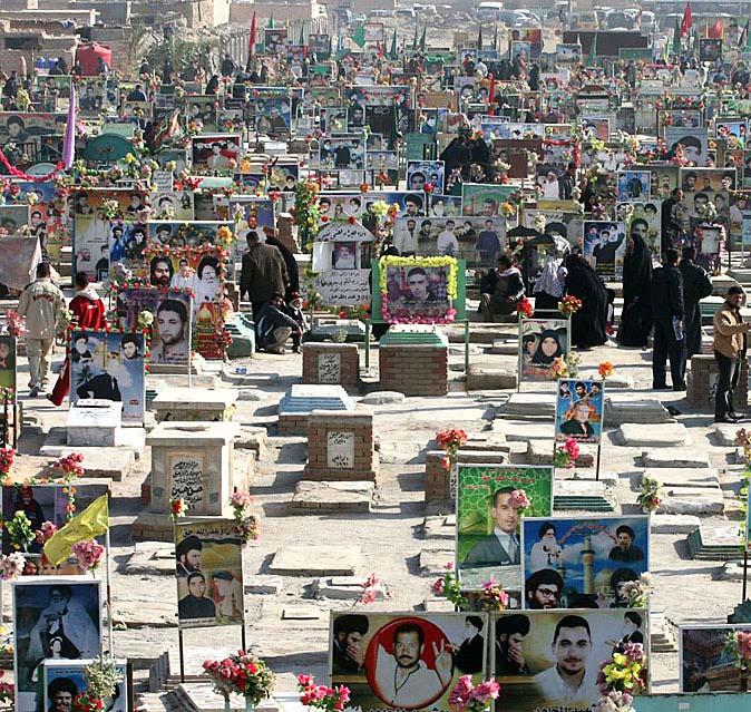 Page 6 of 16 Residents visited the graves of members of the Shiite Mehdi army