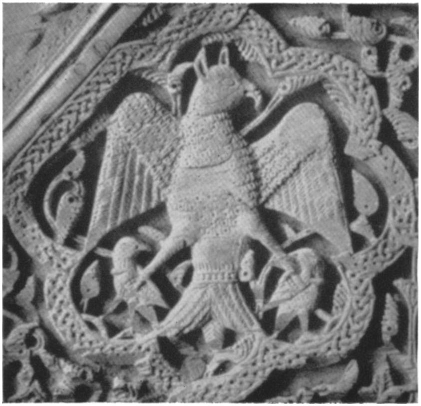 600, and represents a heraldic eagle strikingly similar to the Fatimid bird, in the representation of the body feathers, the band separating the body from the tail, the division of the wings, and the