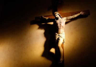 Meditations on the Love of Jesus by Father Conley Bertrand Crucified Jesus, when I look upon you on the cross, hanging there in an agony of continuous pain because you love us sinners enough to want