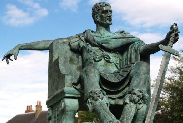 On the next day 29 th October 312 Constantine entered Rome Soon afterwards Constantine proclaimed his allegiance to the Cross by erecting a statue of himself