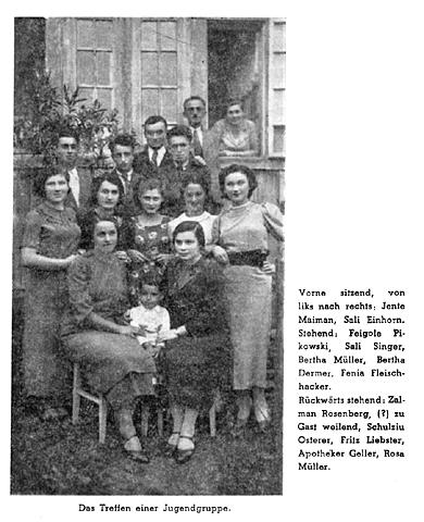 Photo of a Jewish Group from Josef Schapira s Die Juden in Unter Stanestie