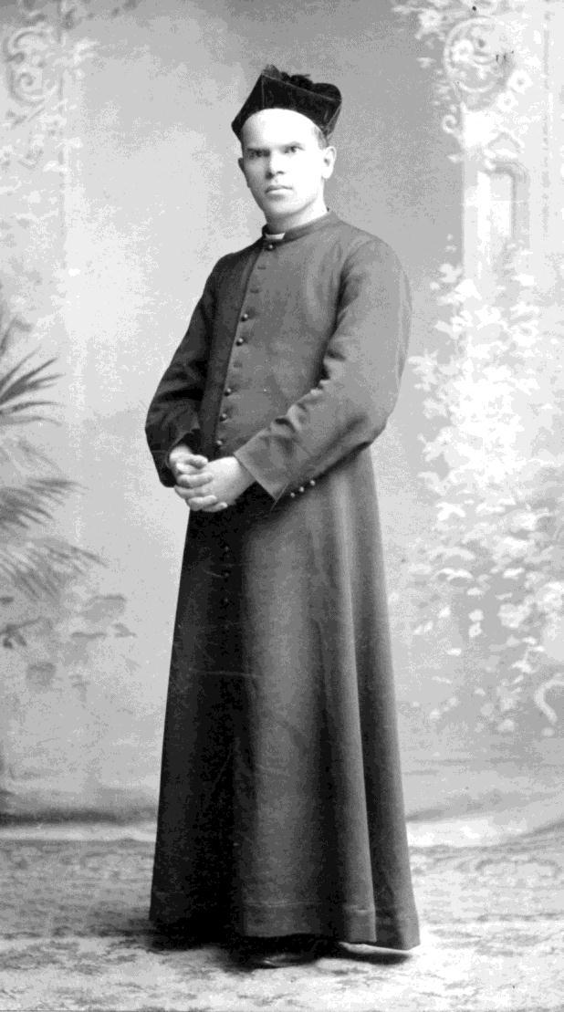 Fr. Francis Hodur is Ordained Francis Hodur travels to America in 1893. He attends classes in St. Vincent s Abbey in Latrobe, PA.