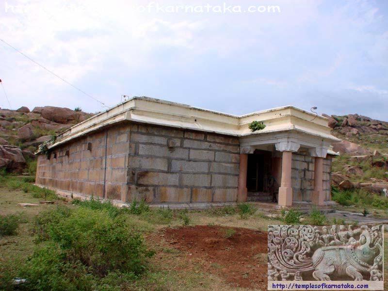 ago. From here Sri Ramanuja propagated Vishisthadwaitha Siddhantha in Karnataka. Working from Thondanur, he reinstated Sri Sri Thirunarayana temple at Melukote, which is about 10miles/15km away.