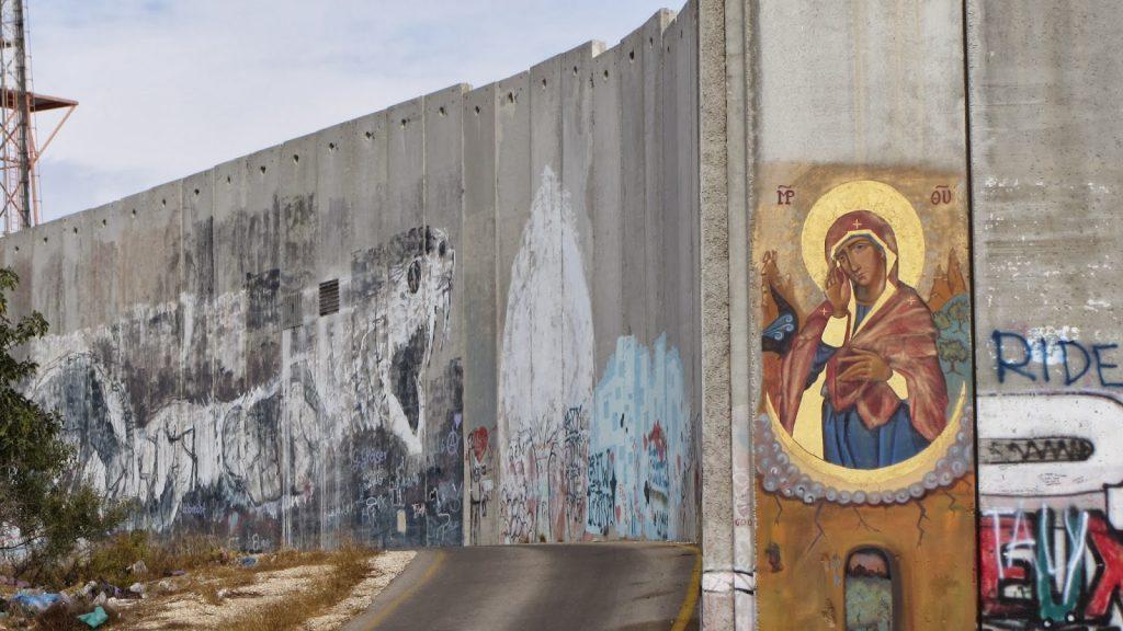 Made at the request of the local faithful and some internationals, the icon of Our Lady who brings down walls was written on the Separation wall between Bethlehem and Jerusalem in 2010.