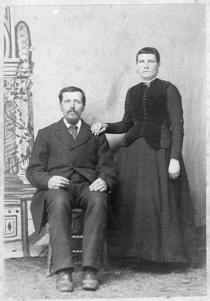 Below is a picture of Henry and Anna Marie Bax Dickneite. Benjamin was born in November of 1877. The only official record found for him was his draft registration in 1918.