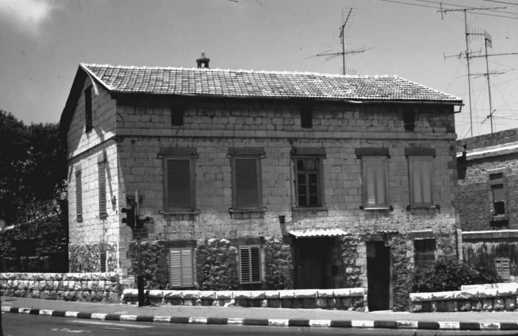 BYU Studies Quarterly, Vol. 47, Iss. 1 [2008], Art. 3 86 v BYU Studies Armenian Mission home selected by James E. Talmage and Joseph W.