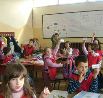 Mirësevini edukatorë Ky doracak synon tu ndihmojë mësimdhënësve t i kuptojnë ndryshimet që po ndodhin në përgjithësi në arsim e në veçanti në Kosovë.