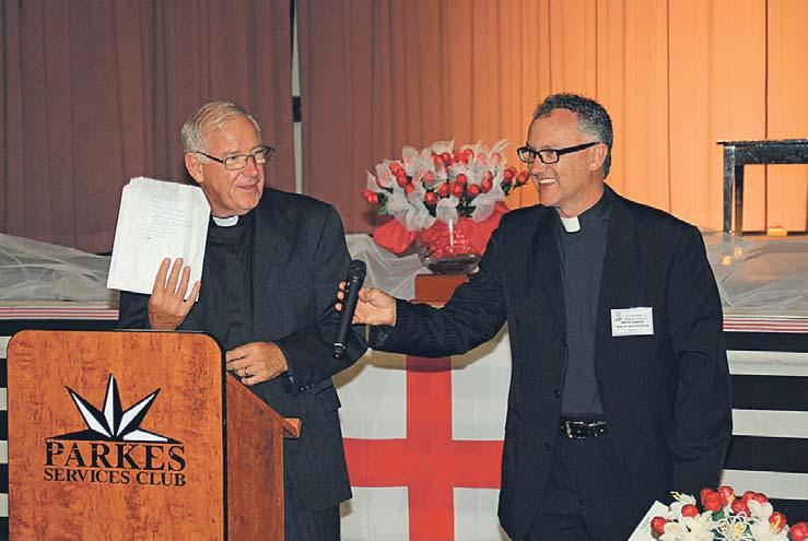 Page 5 Anglican e-news March 2015 Parkes celebrates 140 years A dinner at the Parkes Services Club on Friday evening, February 20, was a highlight of a weekend of celebrations marking the 140th