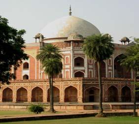 As you meander through the bustling galis (streets) of this Mughal nerve-centre of old, is difficult to imagine that way back in 1648, Emperor Shah Jahan s daughter Jahanara built up the area only to