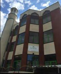 19 After reports in December 2004 that extremists had again taken control of the mosque, the British Charity Commission decided to appoint a new board of trustees.