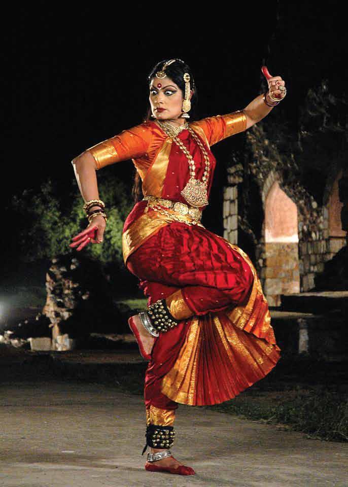Eminent Bharatanatyam dancer Geeta Chandran s tour in Poland Geeta surprised by Polish Indophilia Some of India's cultural colour brightened up Poland recently, when acclaimed Delhi-based