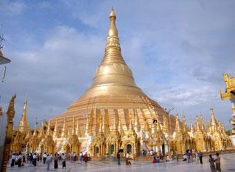 13-DAY CULTURAL HIGHLIGHTS OF MYANMAR DAY DETAILED ITINERARY MEALS 1 02/13/16 (Sat) ARRIVAL AND ORIENTATION TOUR IN YANGON Upon arrival by a morning flight