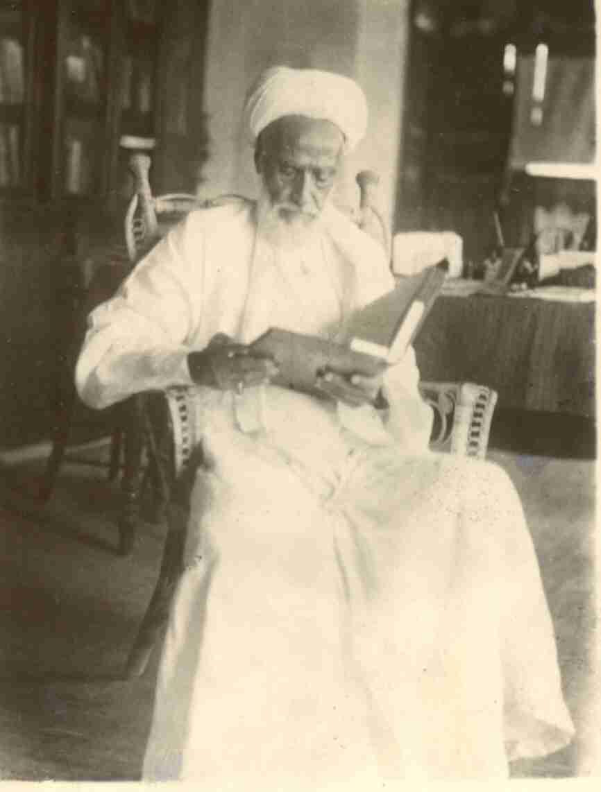 Portraits (1884 and c. 1920) of Abdallāh b.