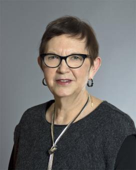 Marlene Holewka, Edith Lovatt