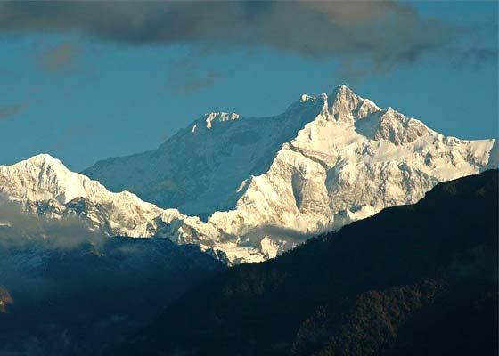 Mount Kanchenjunga (28225 feet),