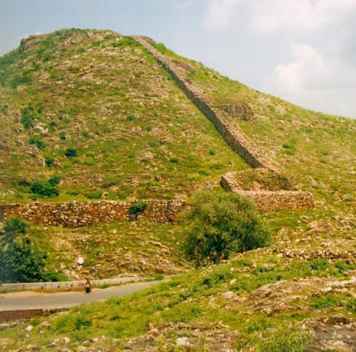 Rajgir : The Cyclopean Wall A.
