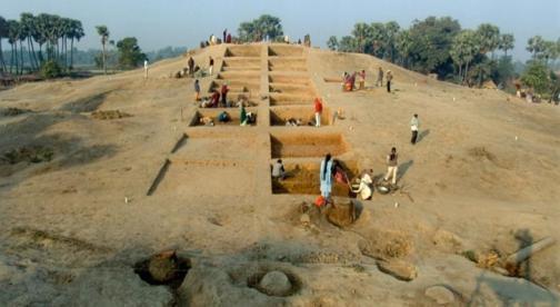 New Evidence of Early Cultures from Rajgir Area Habitational deposits from two of the recent excavatios in the Rajgir area by