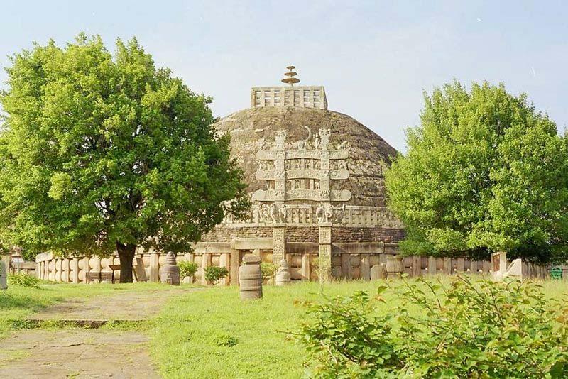 The foundation of this important center at Sanchi was laid by the Emperor Ashoka when he built a stupa and erected a monolithic pillar here.