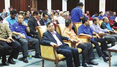 Bersempena dengan mesyuarat tersebut, sebagai pengisiannya, satu lawatan kerja ke Koperasi Warga USM Kelantan Berhad diketuai oleh Prof.