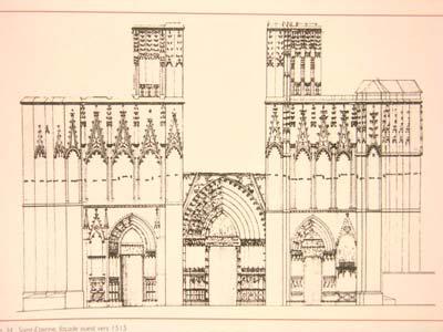 5 series of paneled spaces reminiscent of designs for liturgical objects, while the 15 th - century sculpture on the north portal is organized into a friezes of scenographic units.