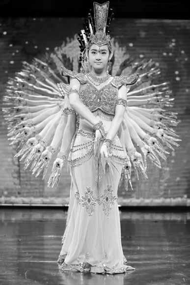 9. Guanyin and the Identity of Thai-Chinese Guanyin has been transformed into a deity with modern features, and this attracts many modern urban Thai-Chinese middle class people who are thirsty for an