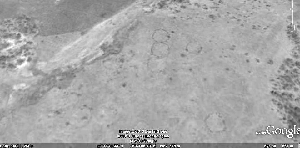 3. A special case of Junapani Figure 3: Google Earth image of Junapani showing stone circles. Junapani is a small area about 10 km north west of Nagpur, a city in central India.