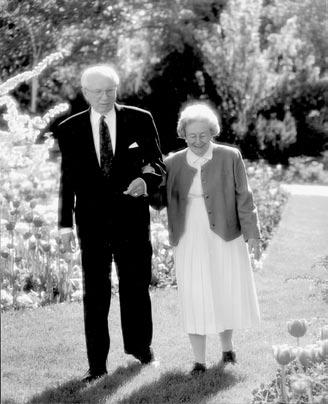 Profiles of the Prophets: Gordon B. Hinckley 129 On April 6, 2004, President Hinckley faced one of the greatest challenges of his life when his beloved wife, Marjorie Pay Hinckley, passed away.