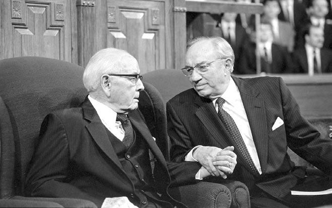 Profiles of the Prophets: Gordon B. Hinckley 125 A tender moment with President Spencer W. Kimball by Intellectual Reserve, Inc.