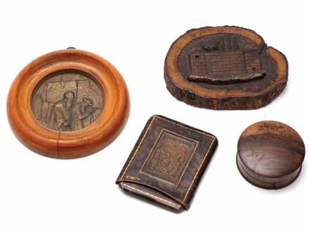 Case for calling cards, made of cardboard and leather and decorated with a copper plate and gilded impression Yerushalem.