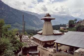 remains one of the most spectacular destinations in the entire Kullu region.
